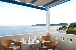 Sea Breeze Hotel Apartments & Residences Chios