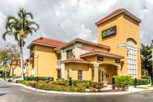 Extended Stay America - Miami - Airport - Blue Lagoon